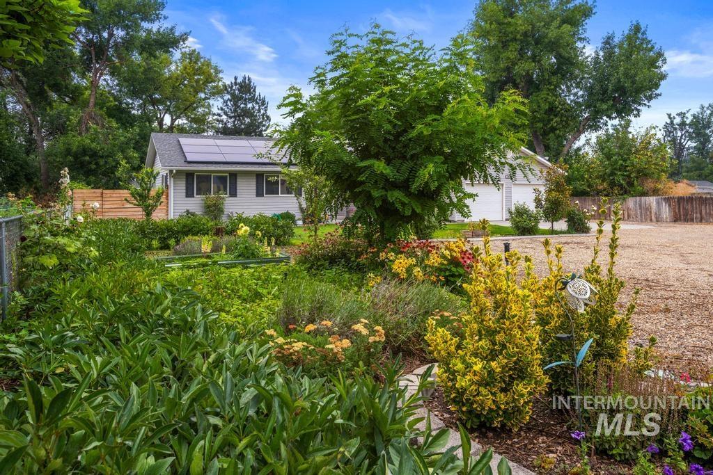 110 E Mckinley St. Property Photo 6