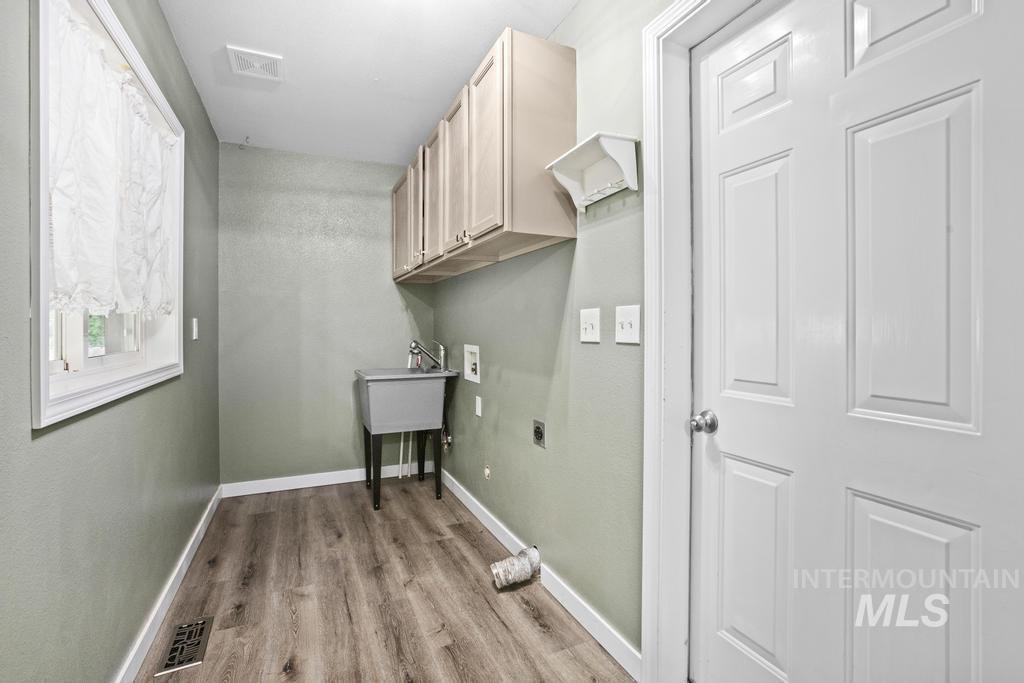 110 E Mckinley St. Property Photo 26