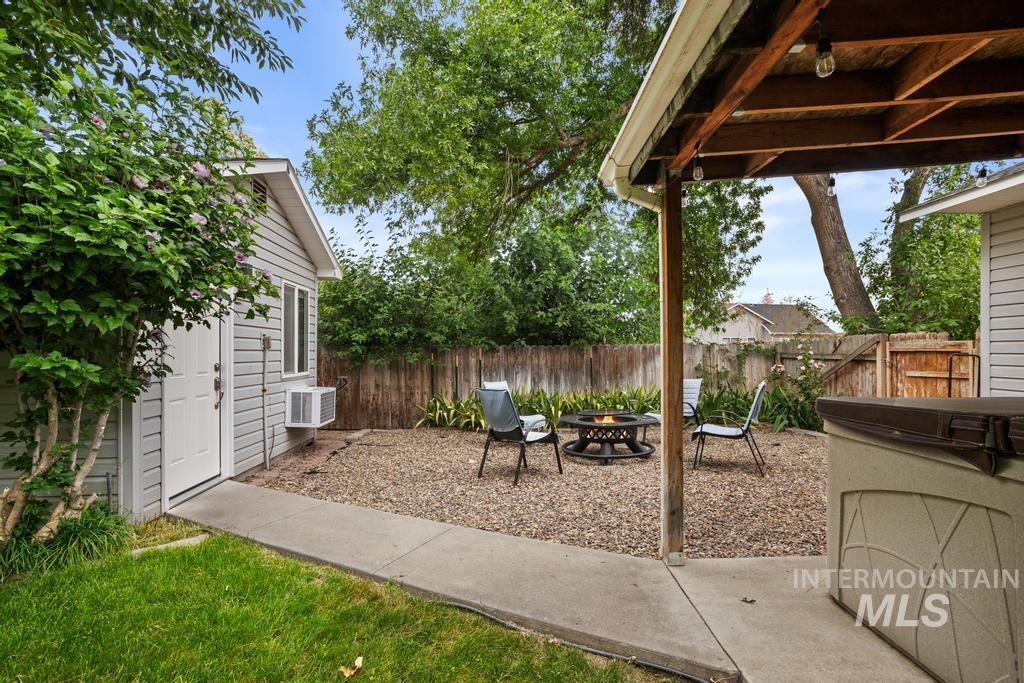 110 E Mckinley St. Property Photo 35