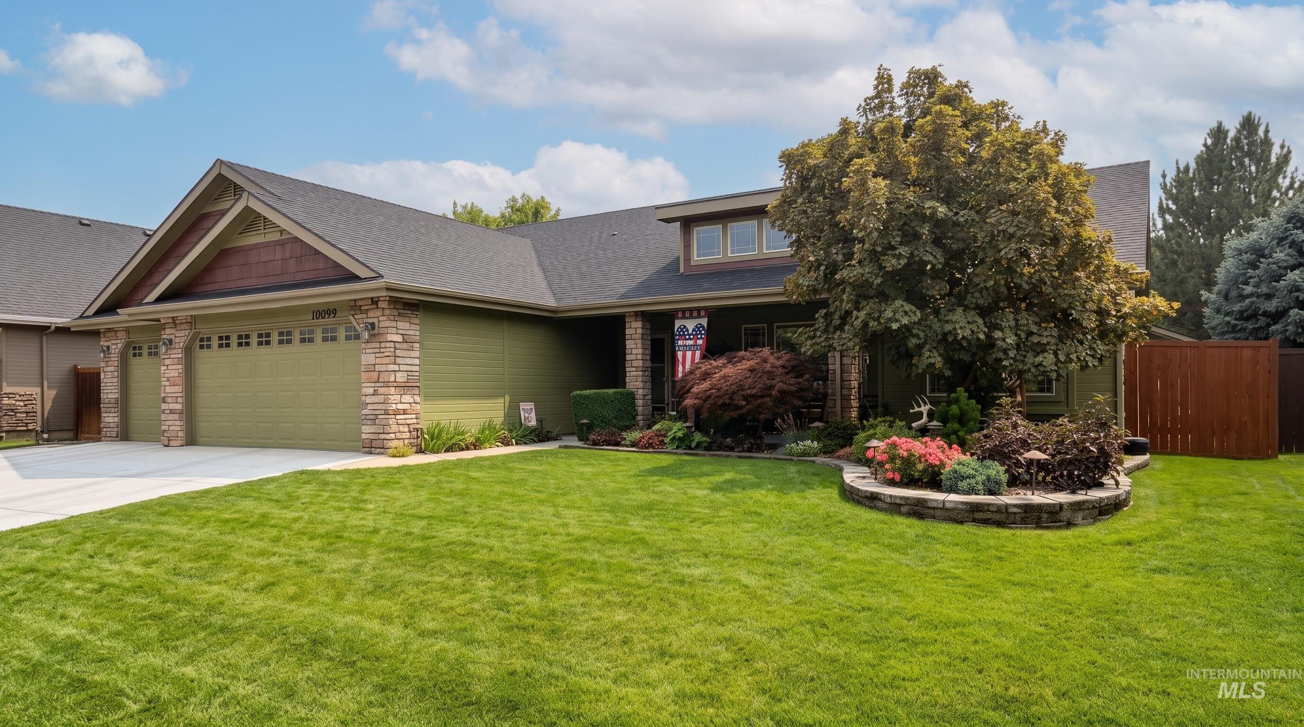 10099 W Arrowleaf Court Property Photo 1