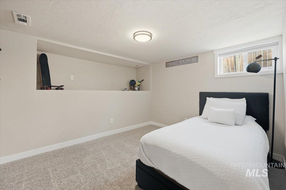 720 17th Avenue S. Property Photo 18