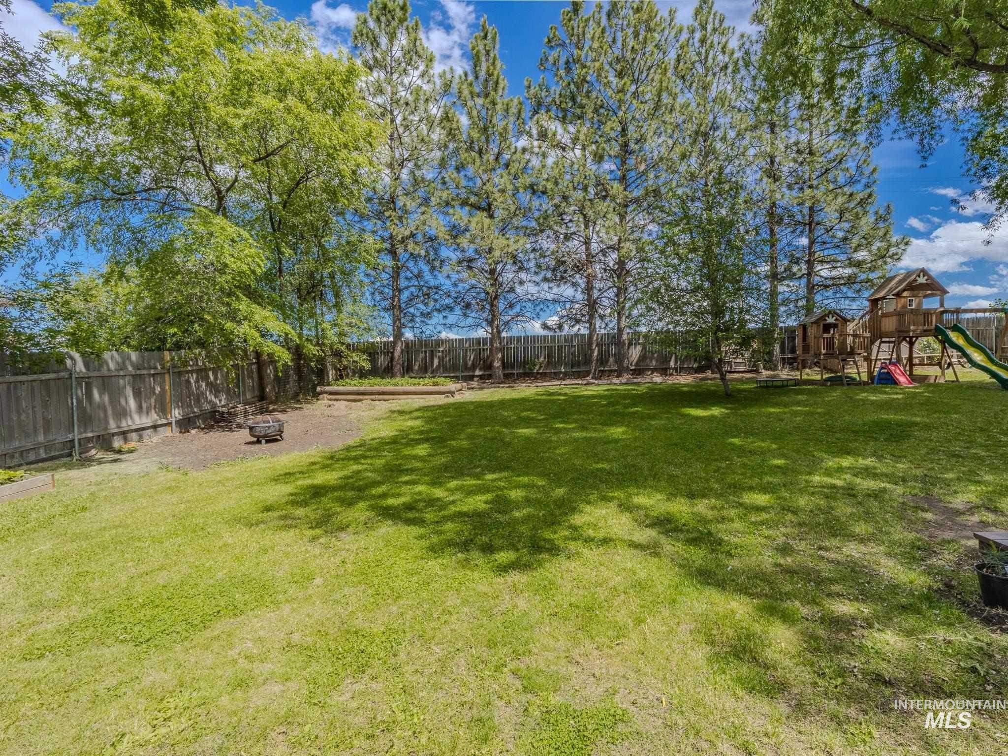 618 Dawn Drive Property Photo 10