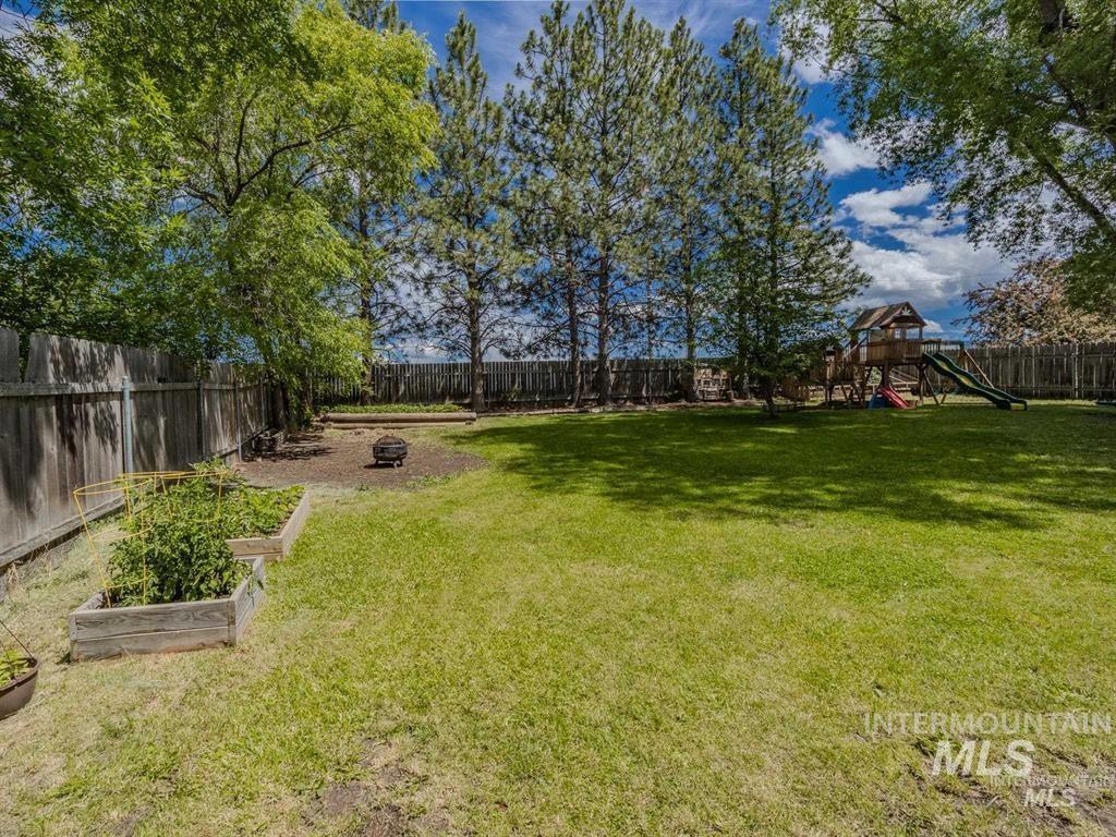 618 Dawn Drive Property Photo 11