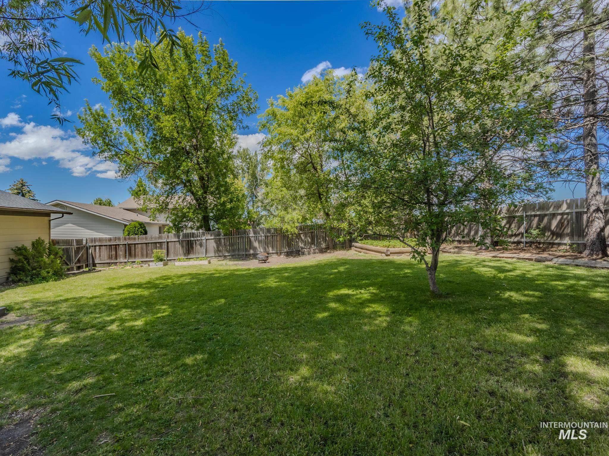 618 Dawn Drive Property Photo 12