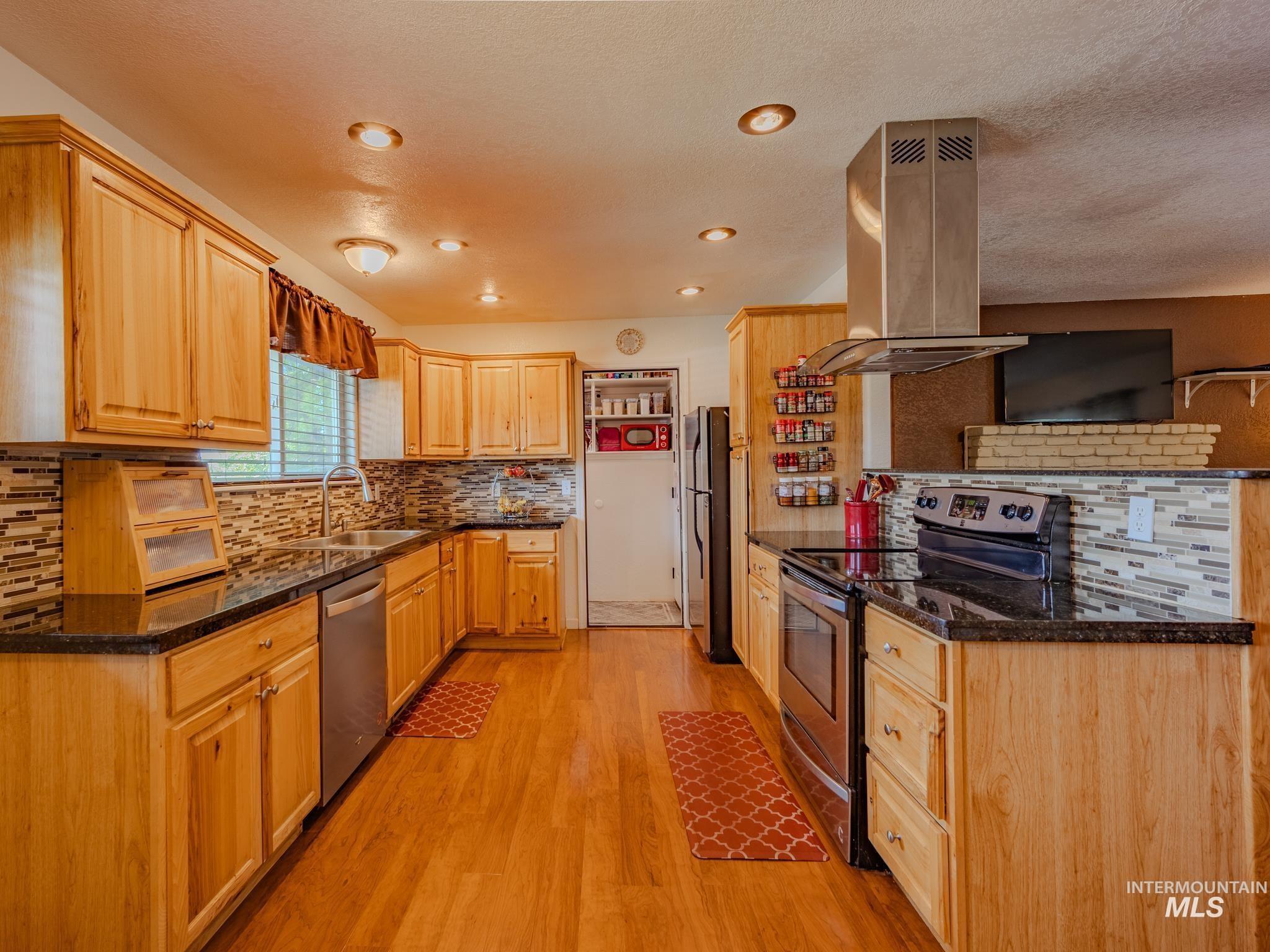 618 Dawn Drive Property Photo 17