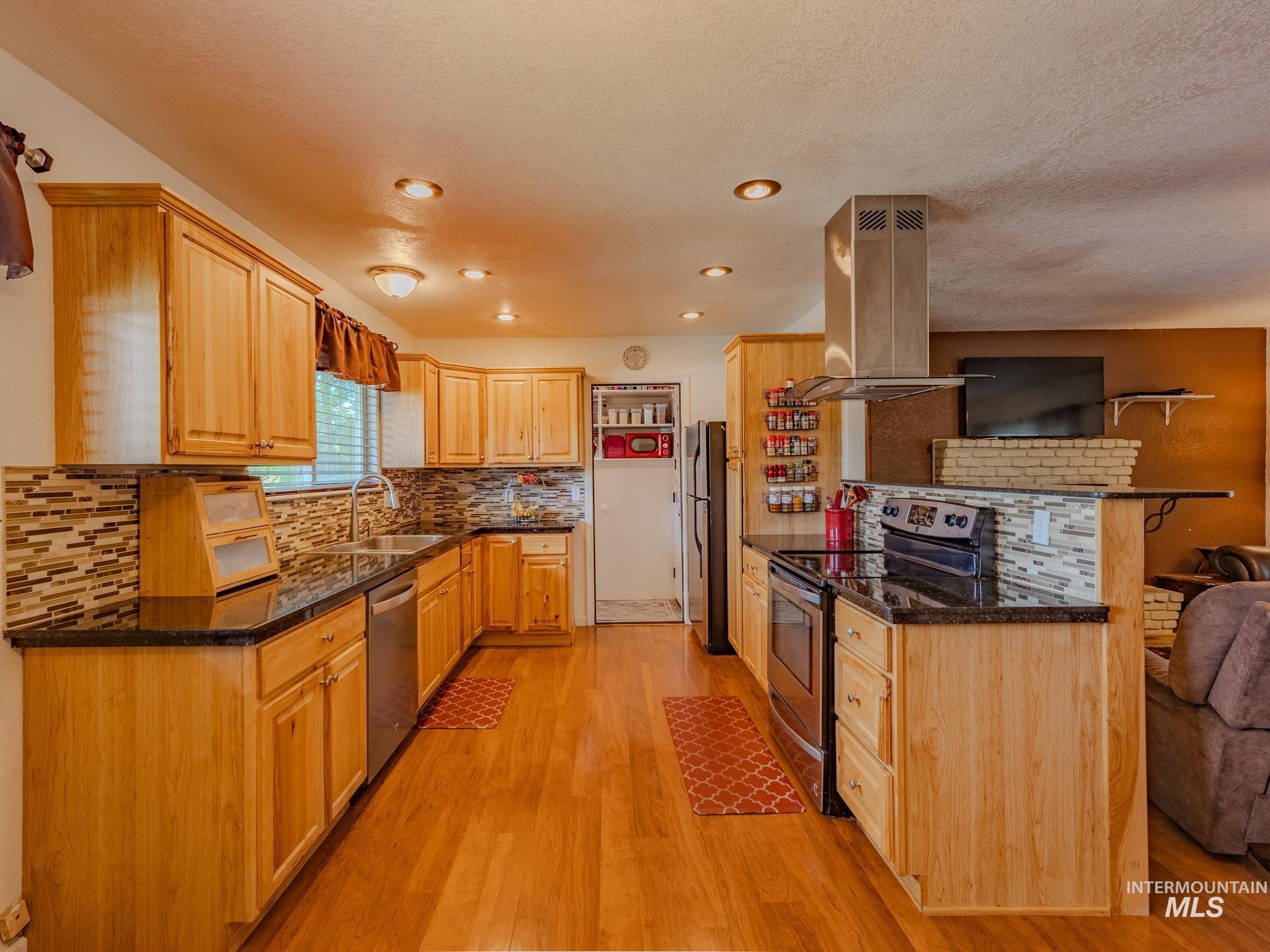618 Dawn Drive Property Photo 20
