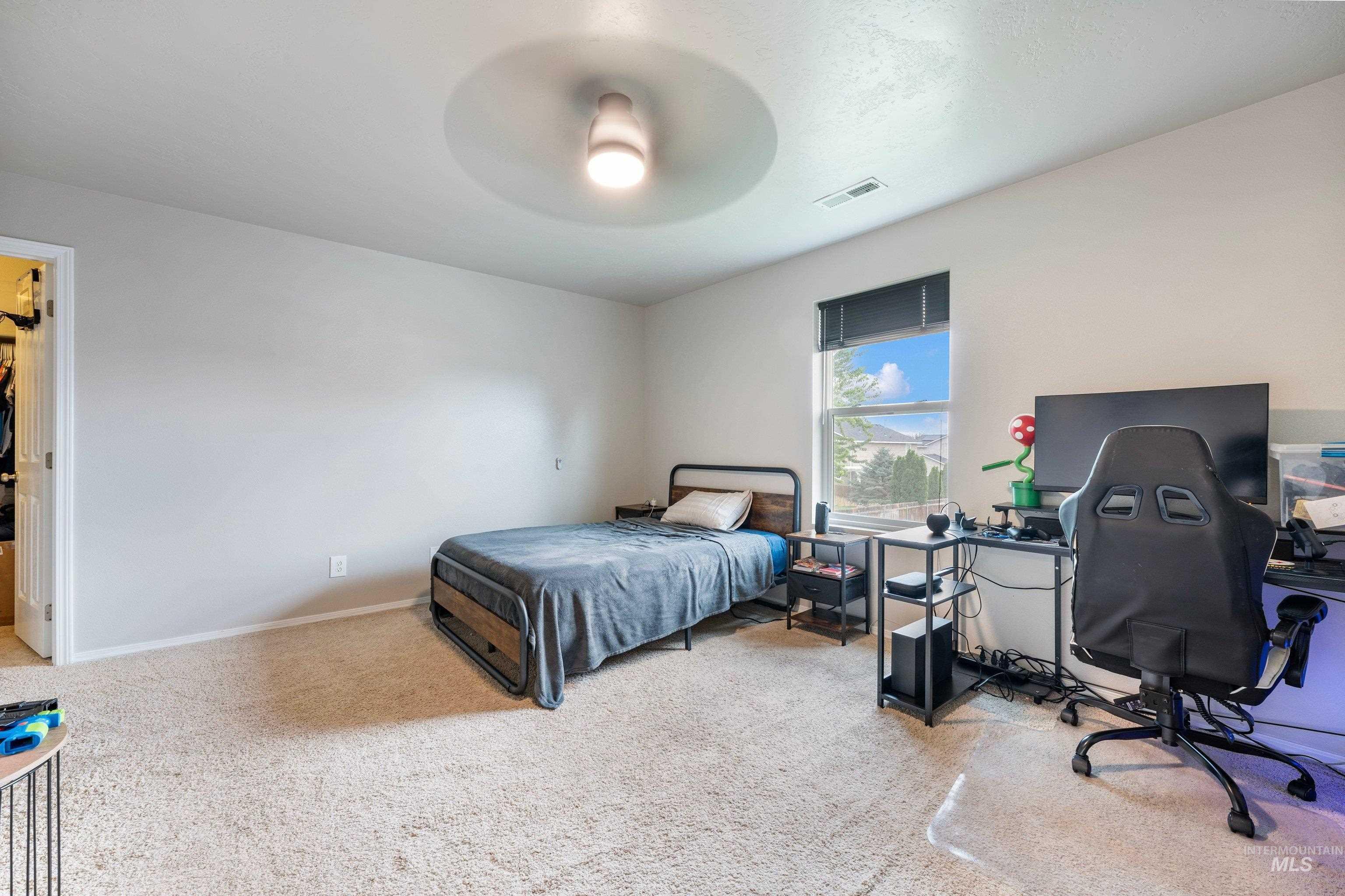 660 Sw Nugget St Property Photo 31