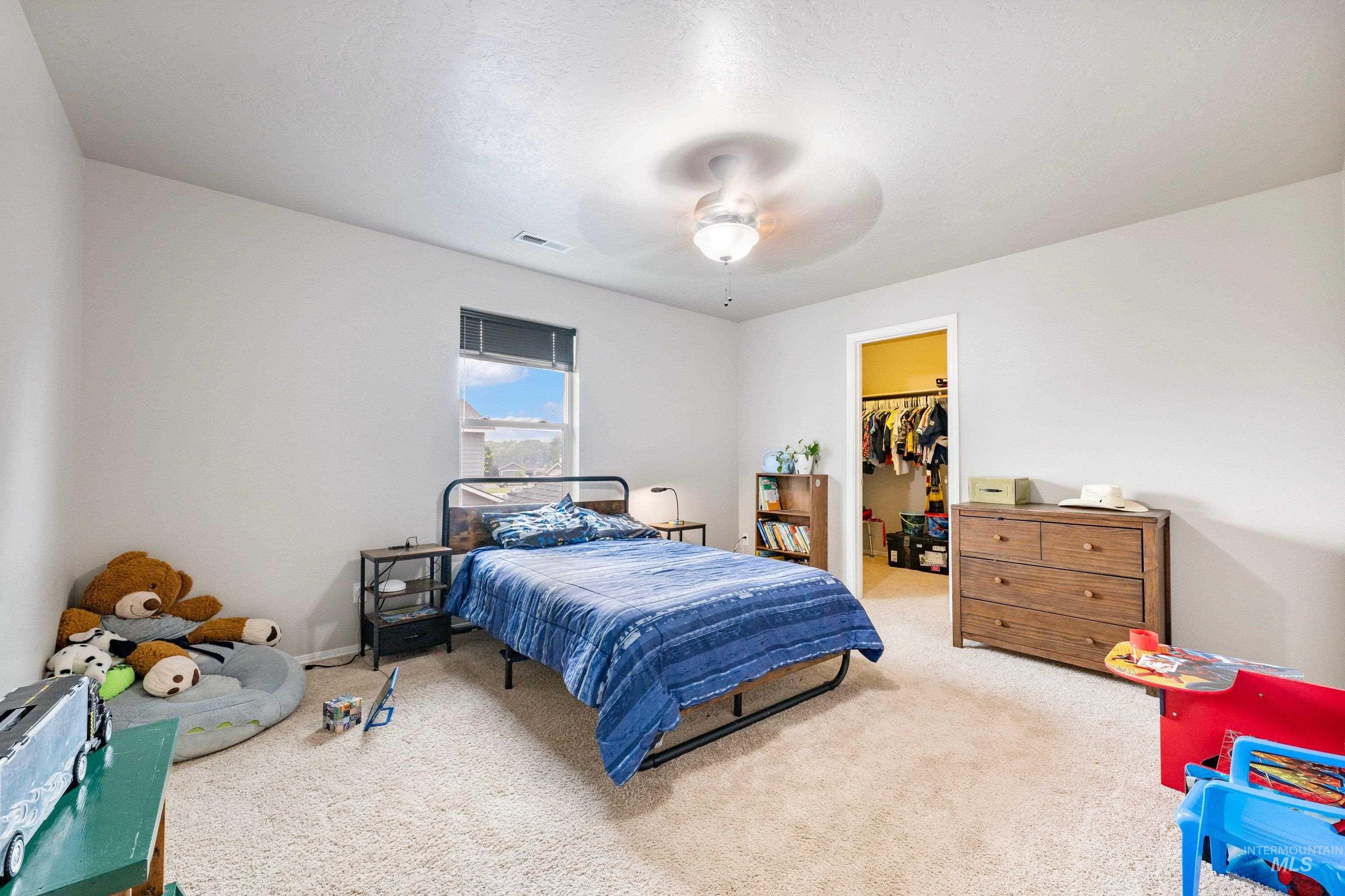 660 Sw Nugget St Property Photo 34