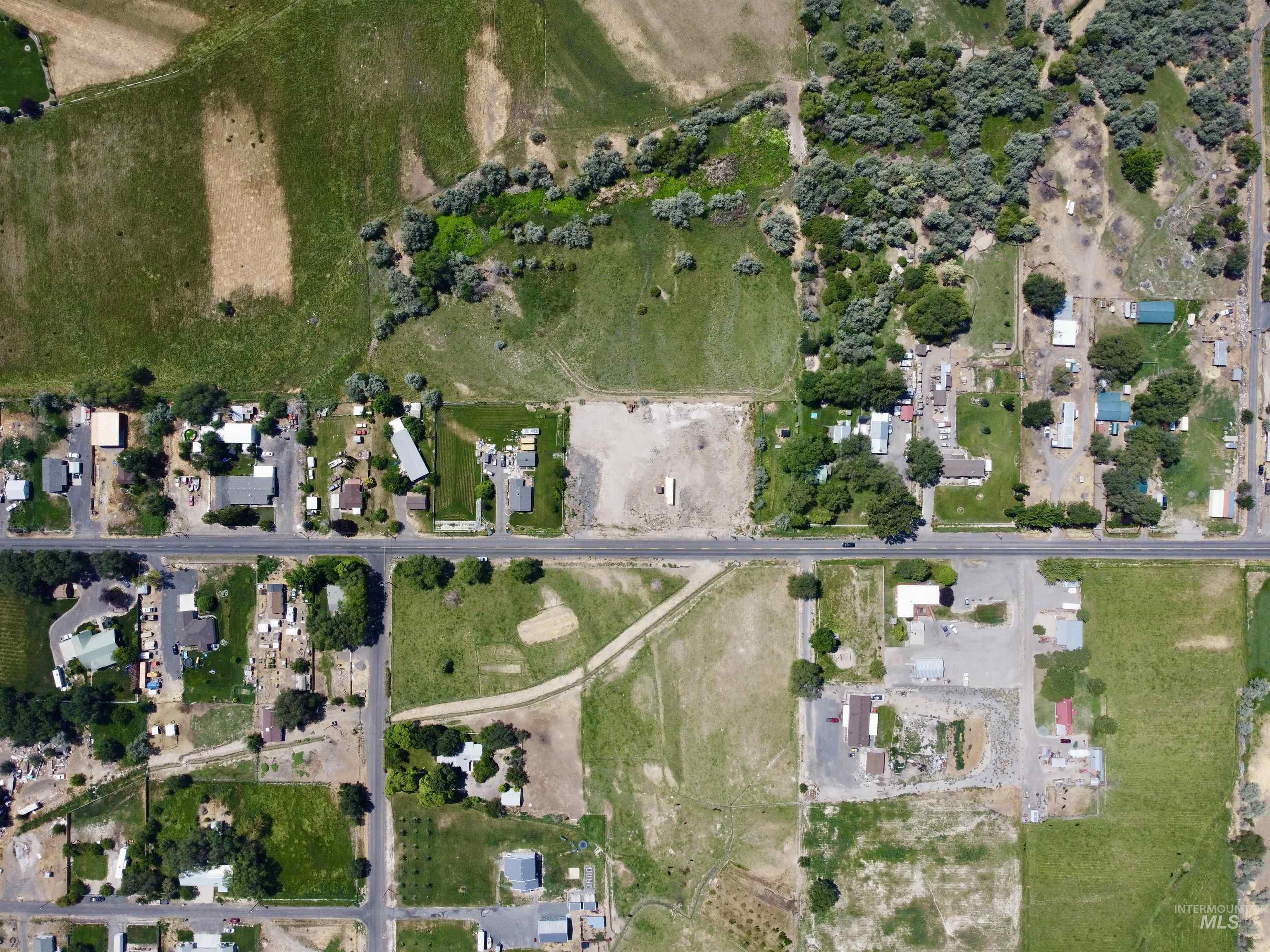 4257 N 1400 E Property Photo 10
