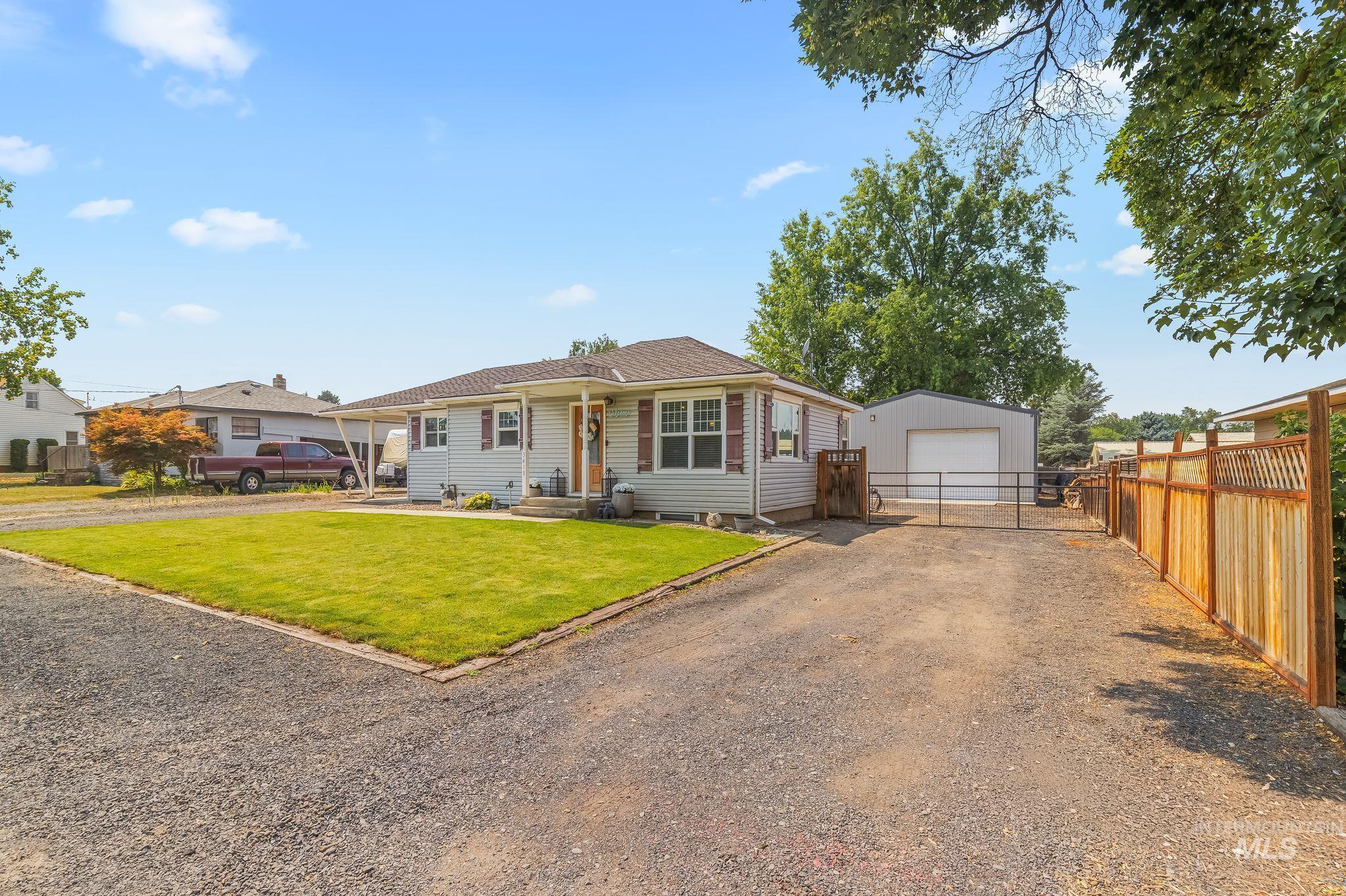 3418 6th Street Property Photo 3