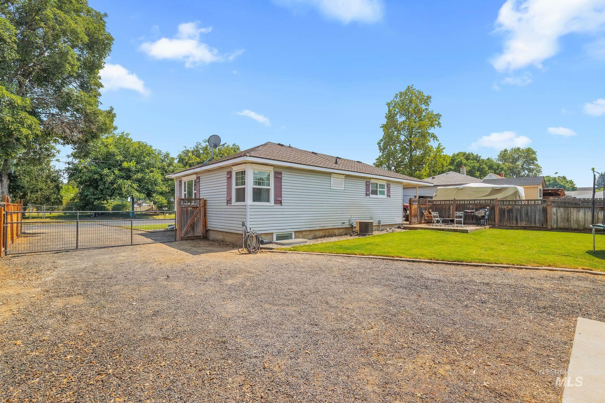 3418 6th Street Property Photo 39