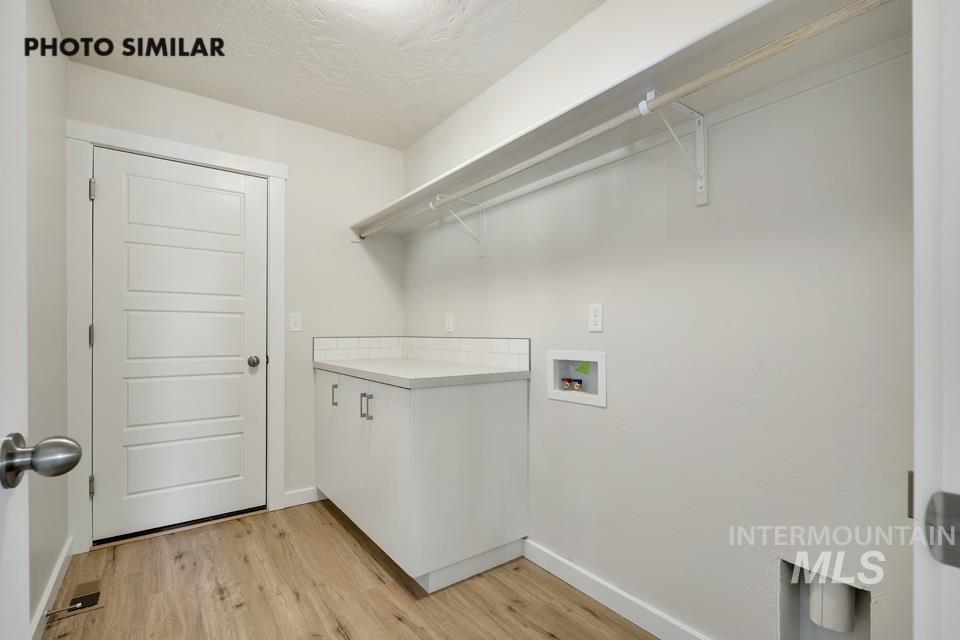 1350 Dawn St Property Photo 15