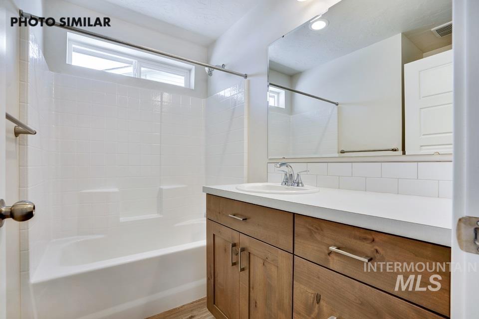 1350 Dawn St Property Photo 27