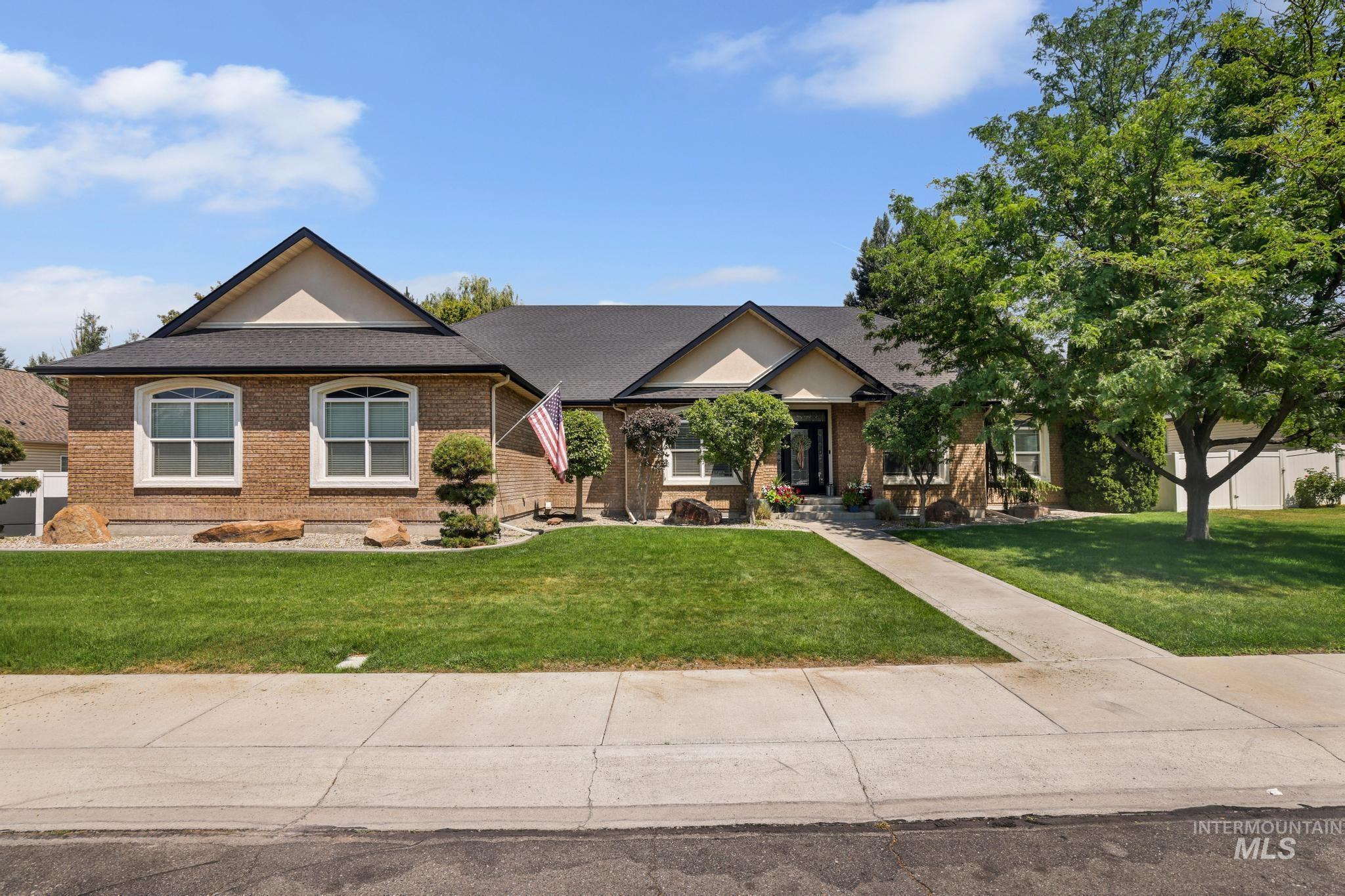 881 Morning Sun Dr Property Photo 1