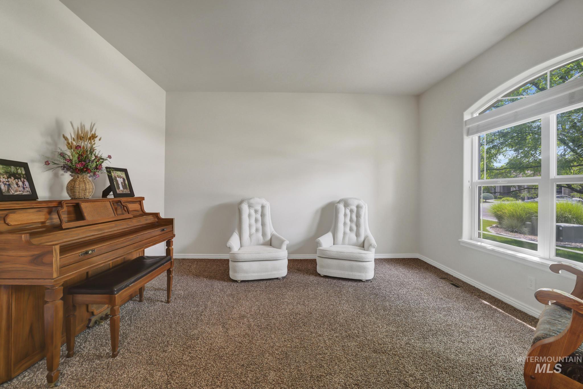 881 Morning Sun Dr Property Photo 8