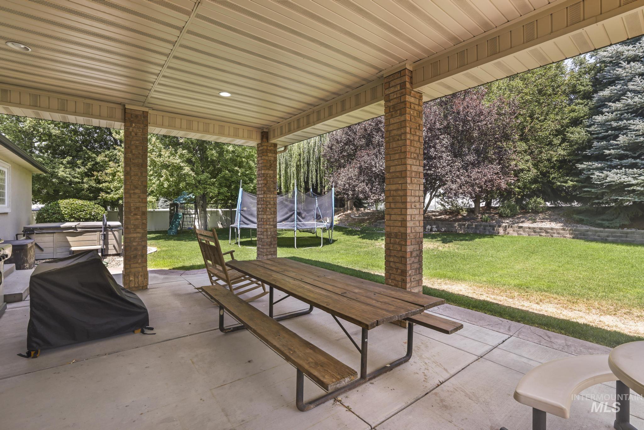 881 Morning Sun Dr Property Photo 45
