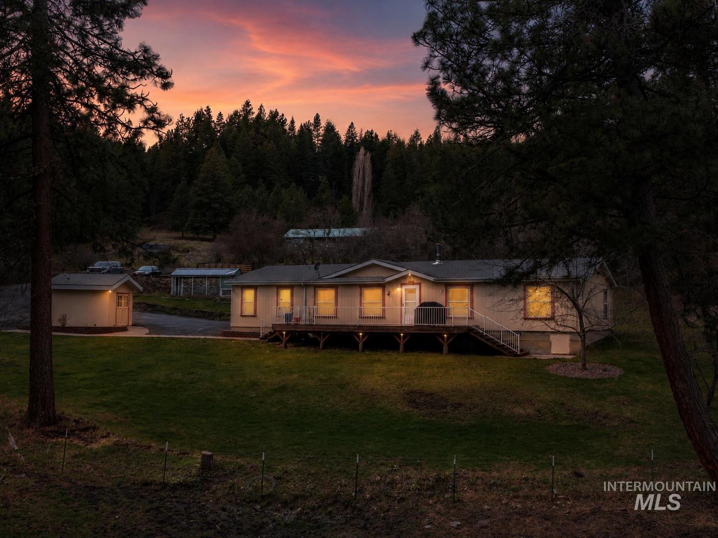77 Poplar Drive Property Photo 1