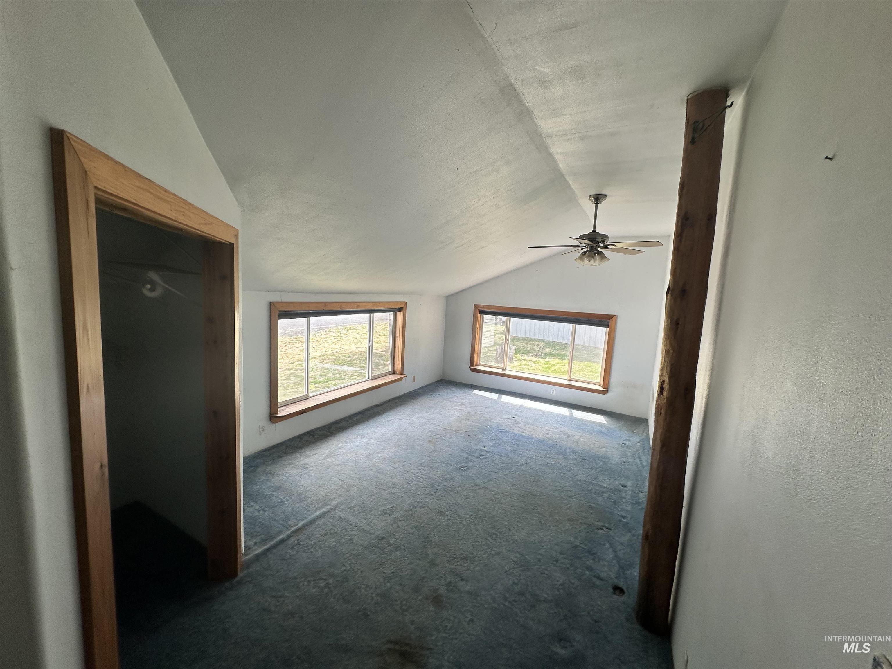 140 Ridgeway Property Photo 27