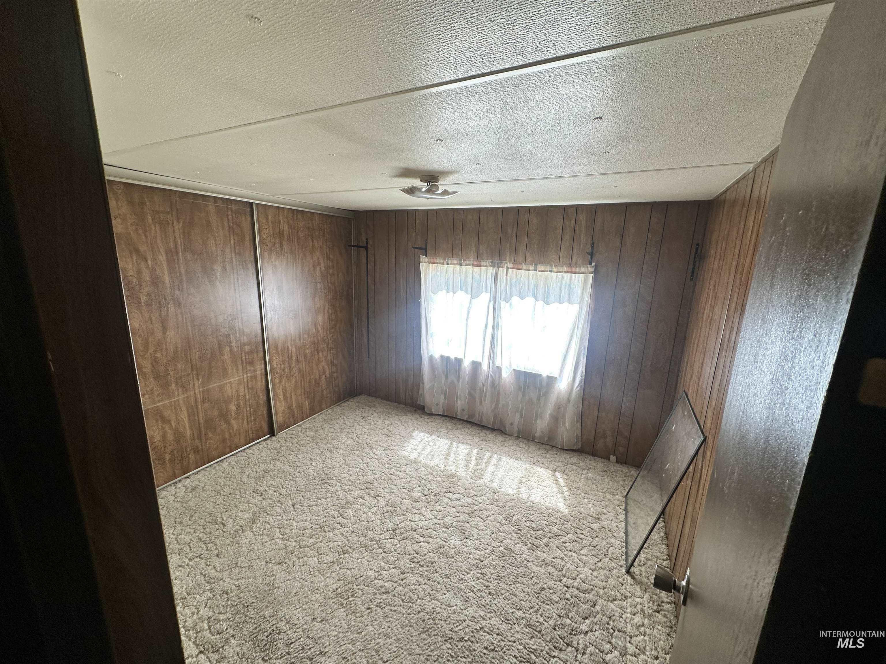 140 Ridgeway Property Photo 32