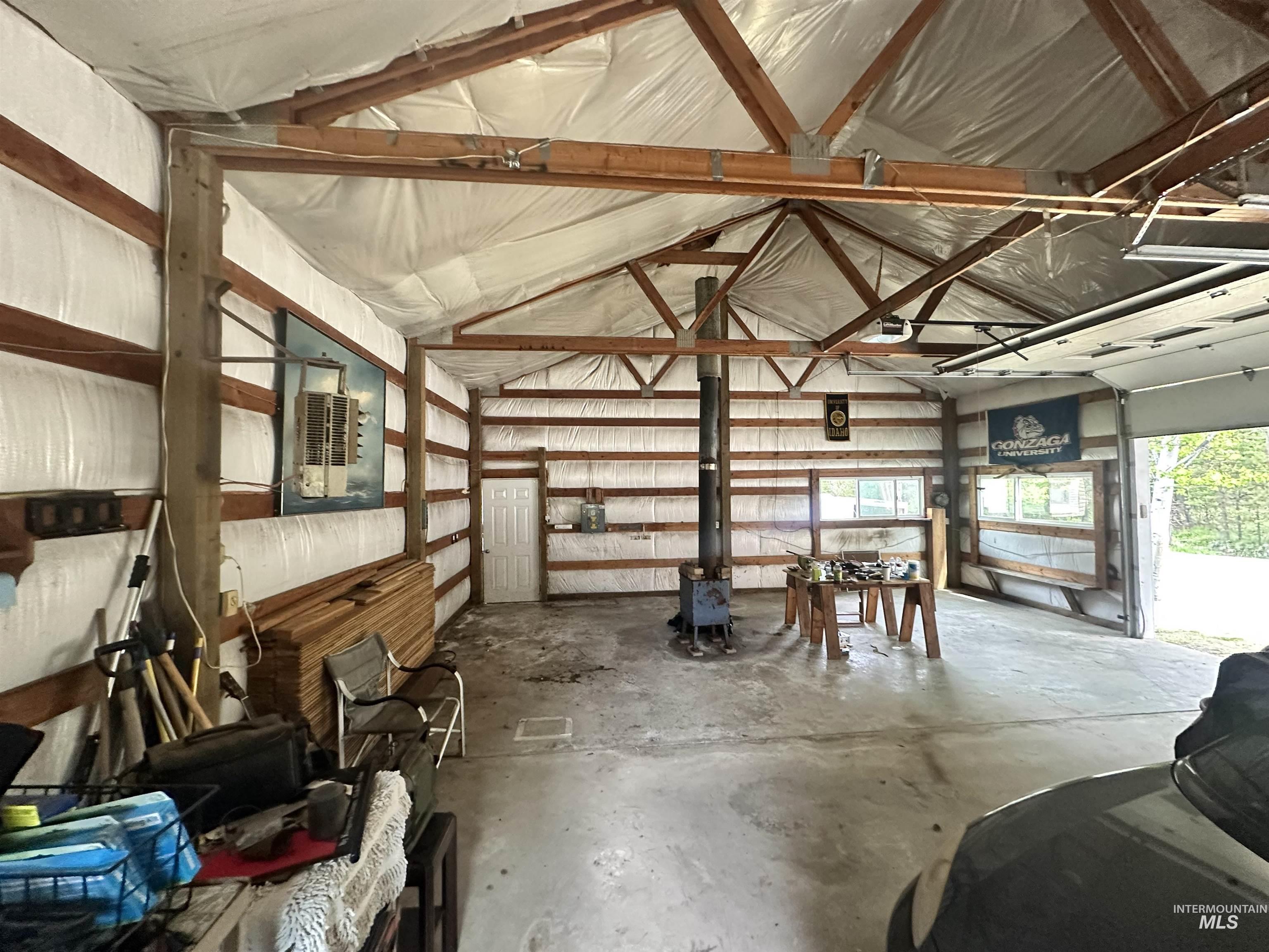 140 Ridgeway Property Photo 37