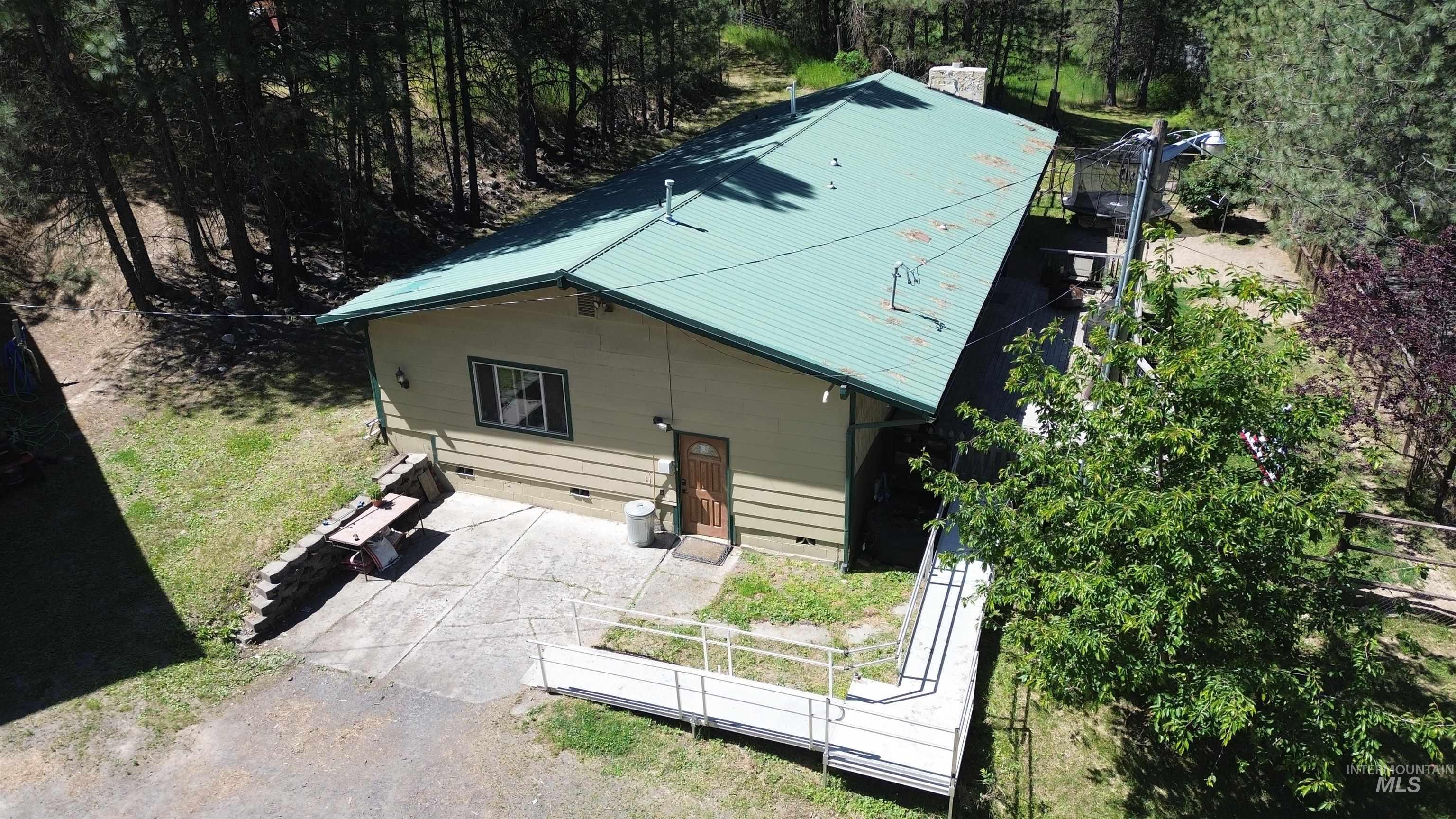 334 Big Meadow Road Property Photo 4