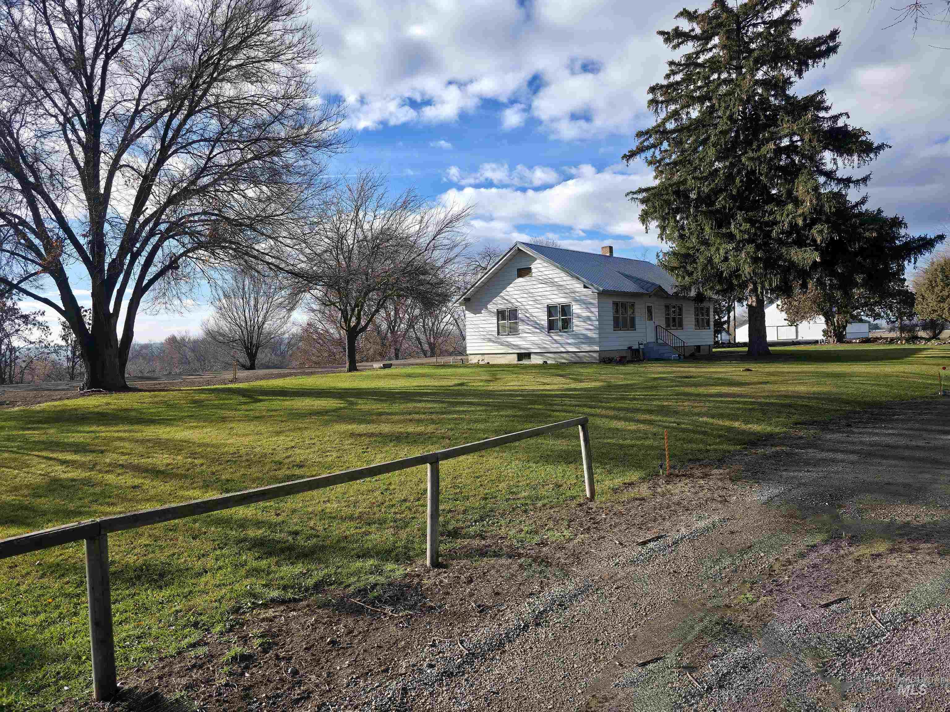 1199 County Rd 70 Property Photo 2
