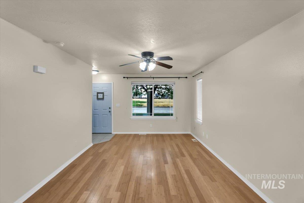 8923 W Banjo Drive Property Photo 5