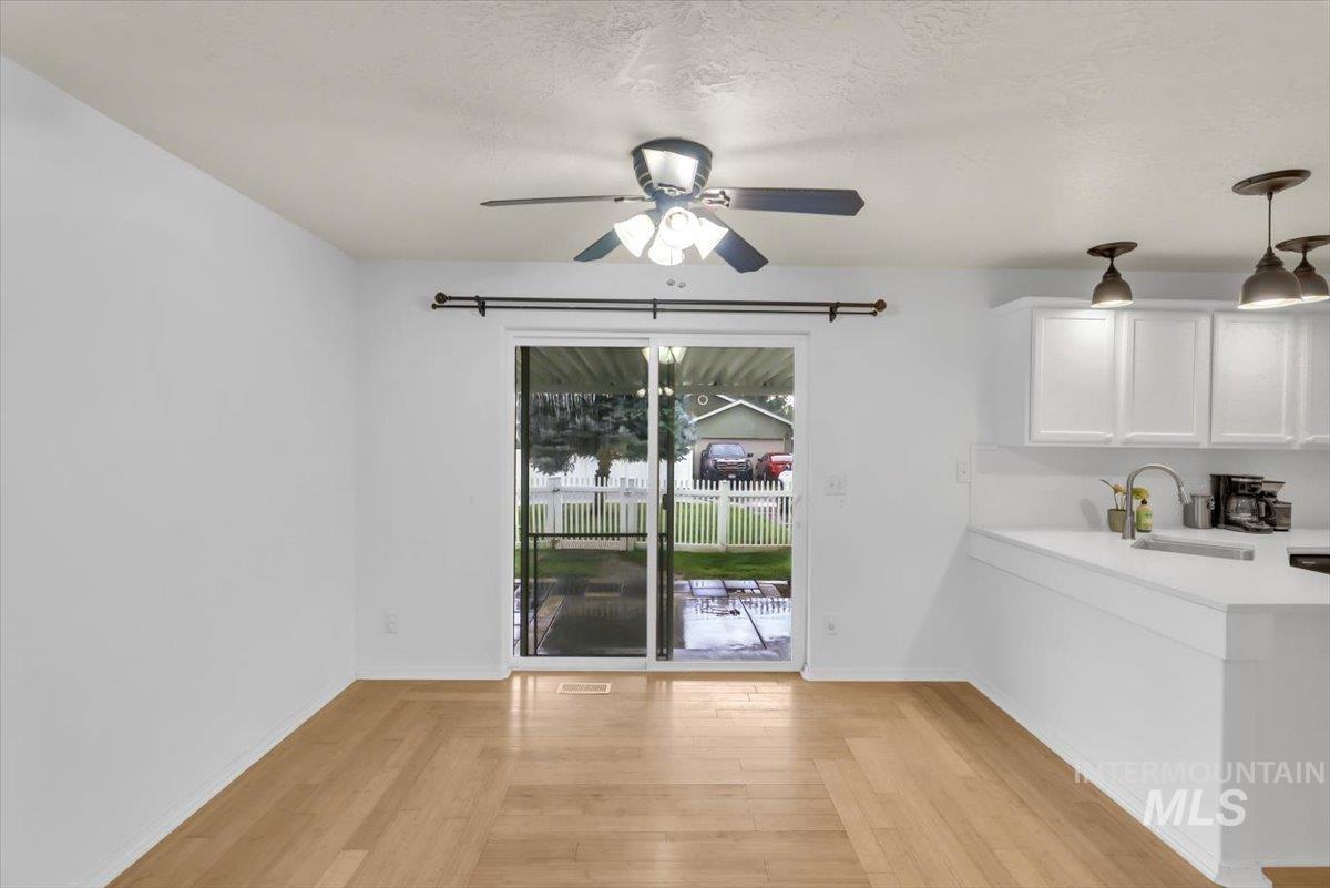 8923 W Banjo Drive Property Photo 6