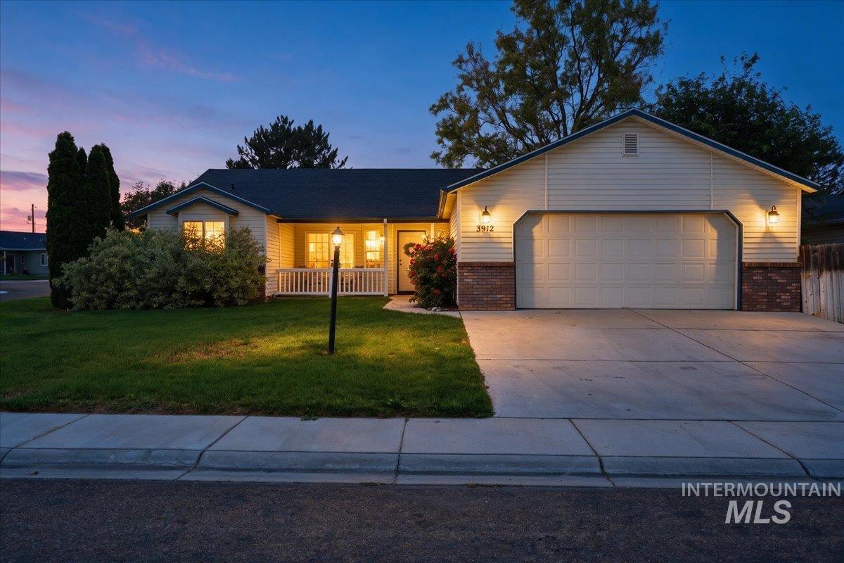3912 Stonegate Way Property Photo 1