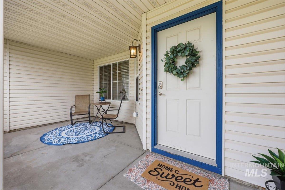 3912 Stonegate Way Property Photo 5