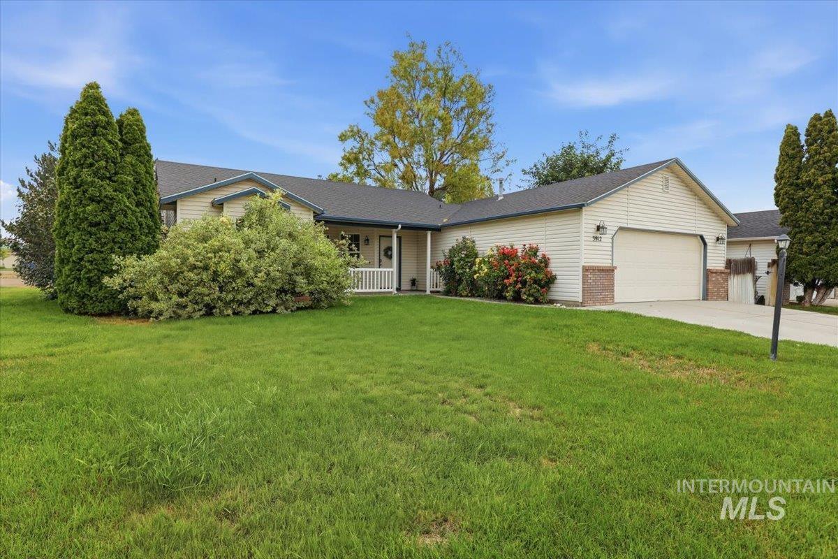 3912 Stonegate Way Property Photo 37