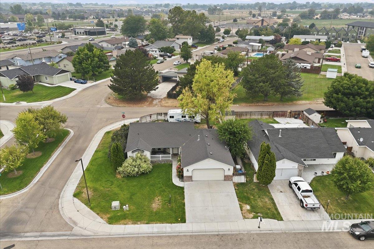 3912 Stonegate Way Property Photo 39