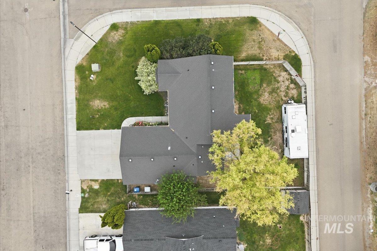 3912 Stonegate Way Property Photo 41