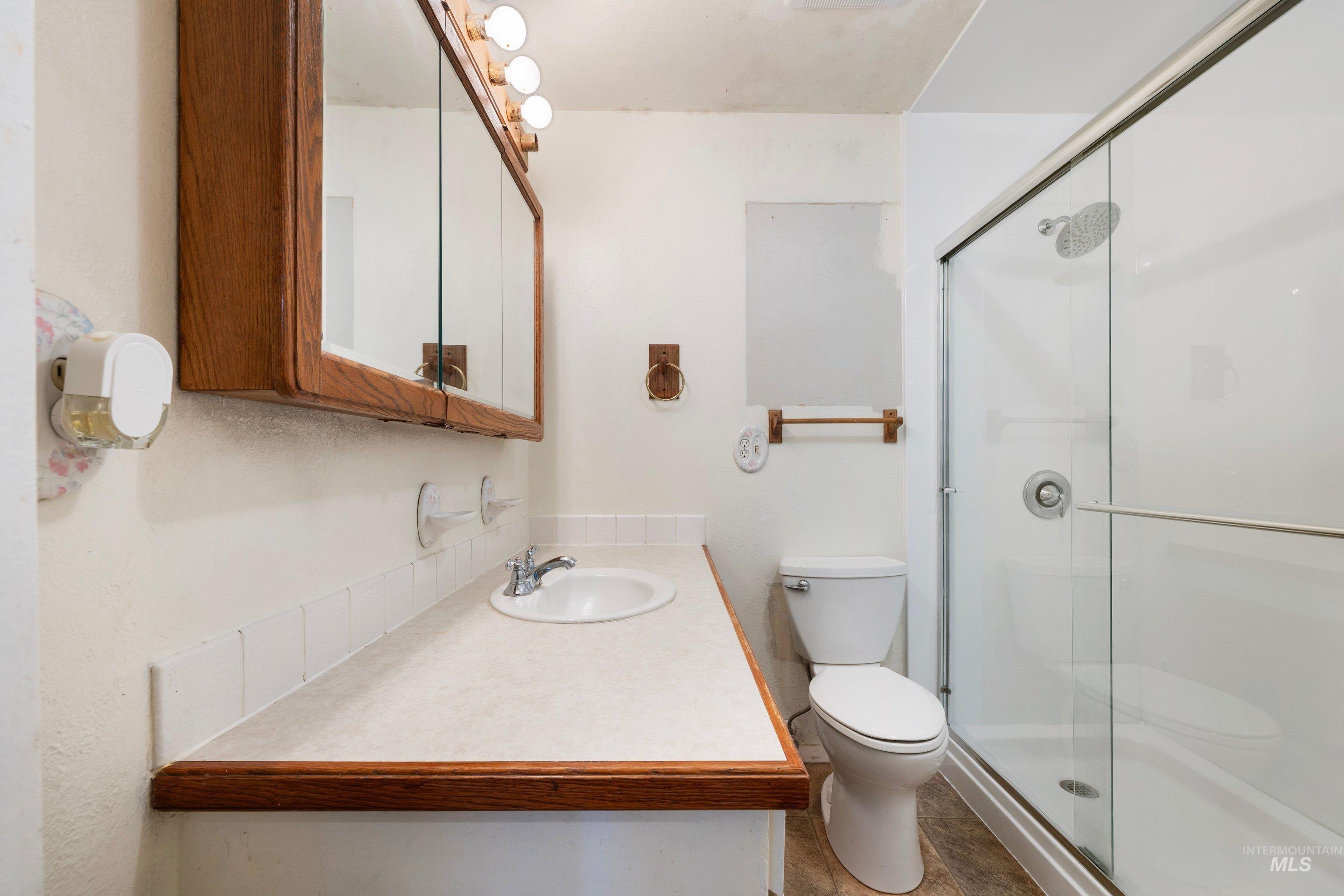 6307 W Colonial Drive Property Photo 13