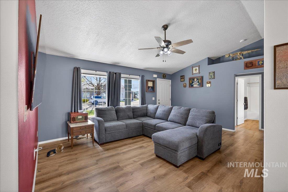 3408 S Michigan Ave Property Photo 6