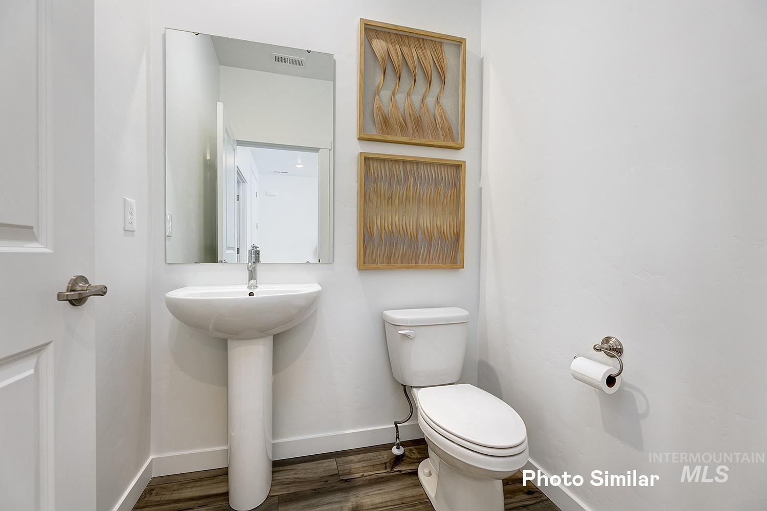 9068 W Happy Day Dr Property Photo 7