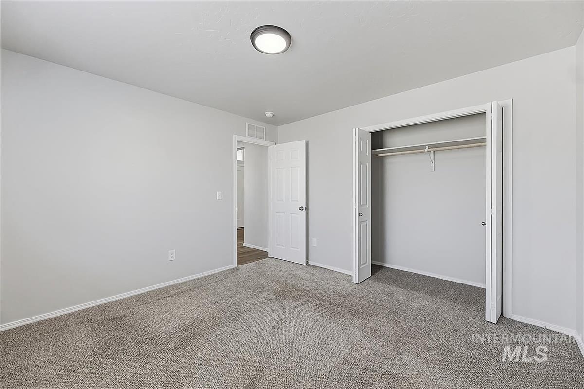 2574 E Whisper Wind Dr Property Photo 12