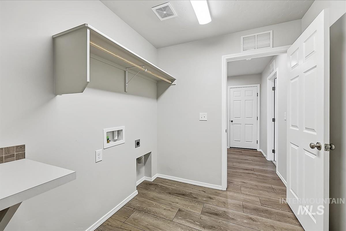 2574 E Whisper Wind Dr Property Photo 37
