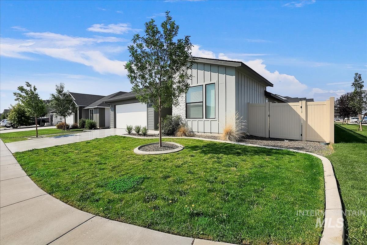 2574 E Whisper Wind Dr Property Photo 44