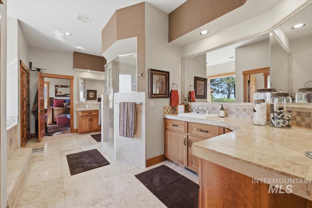 20337 Maggard Ln Property Photo 20