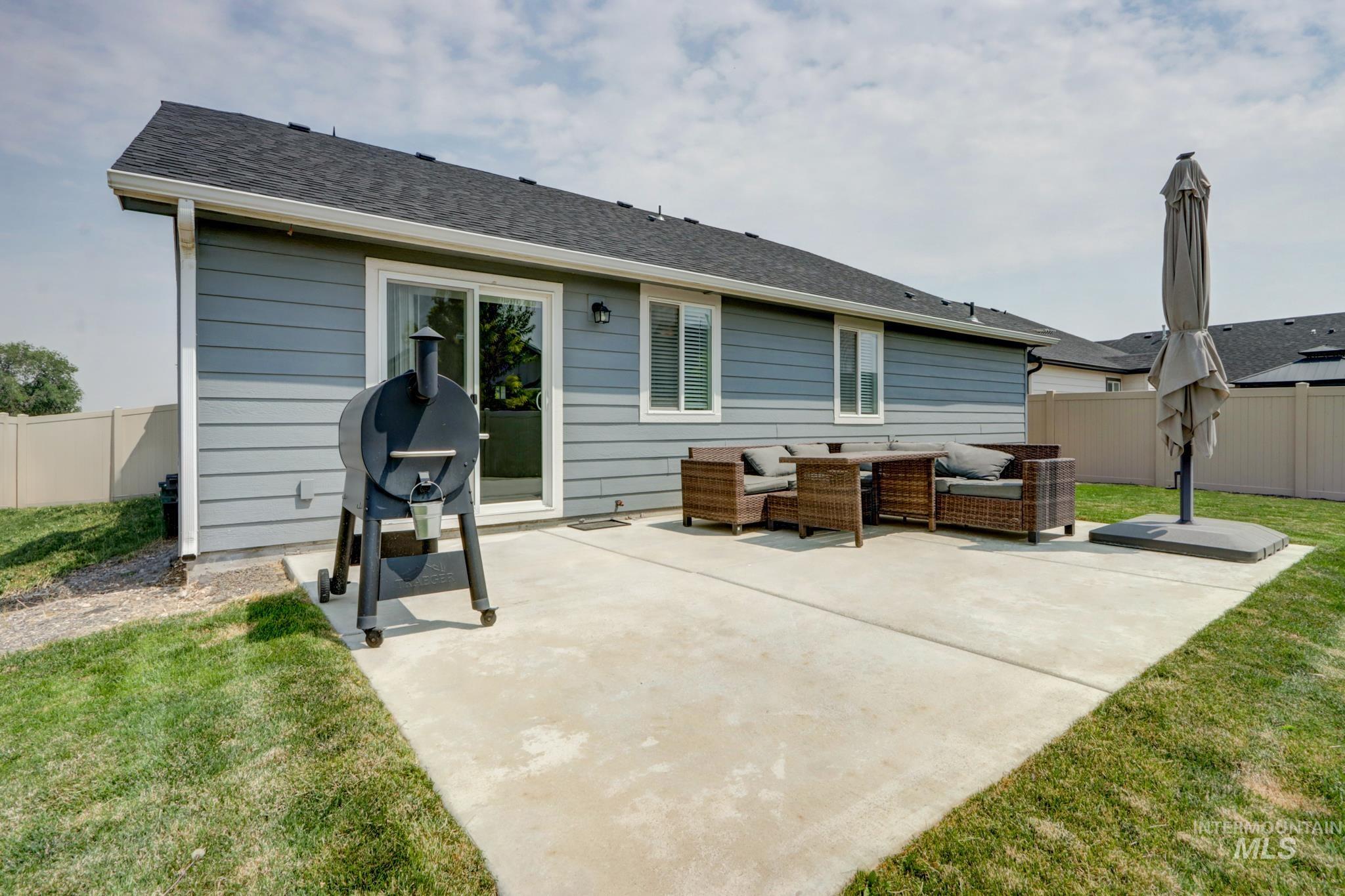 1169 N Ryde Ave Property Photo 36