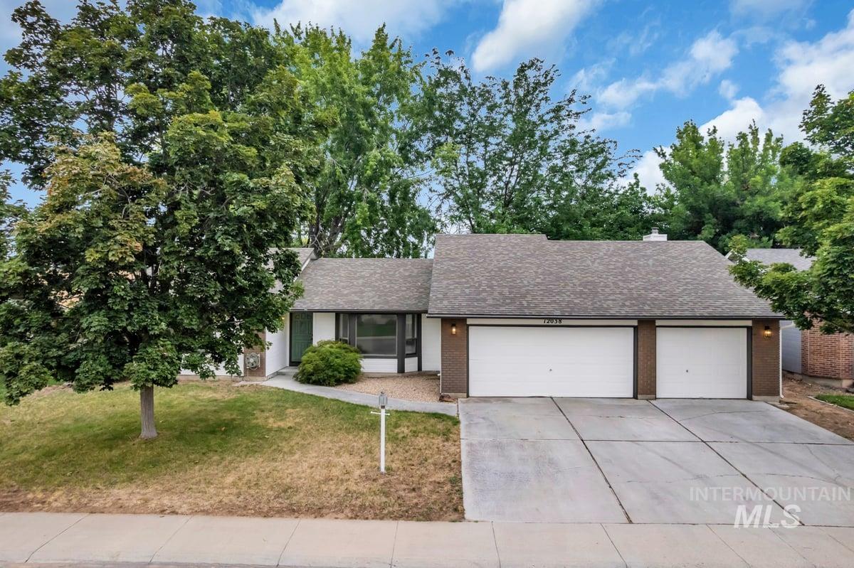 12038 W Ramrod Dr Property Photo 3