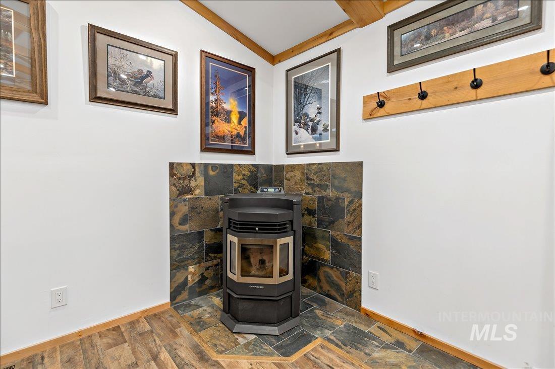 79 Sunset Loop Property Photo 8