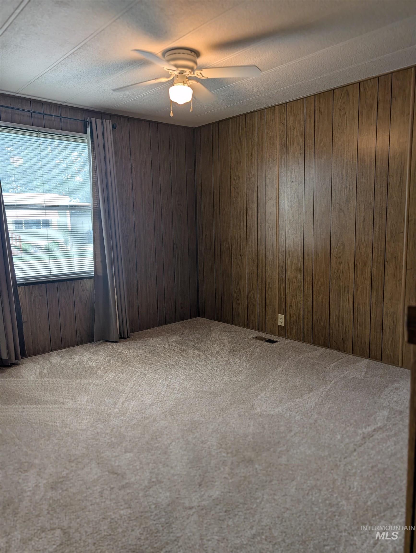 323 W Oak Circle Property Photo 13