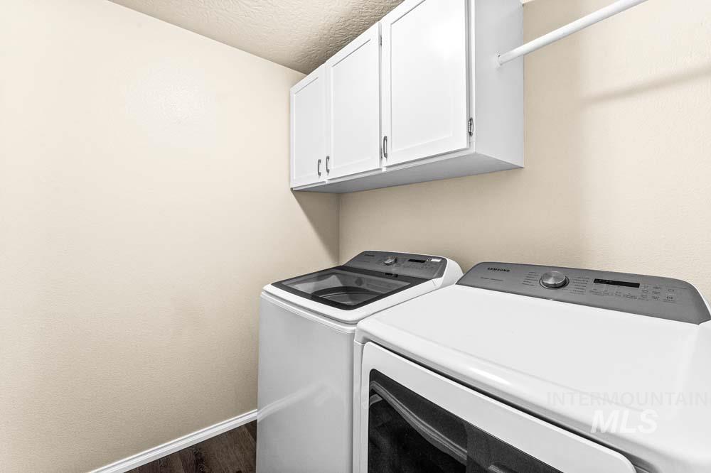 453 E Chapparosa Dr Property Photo 26