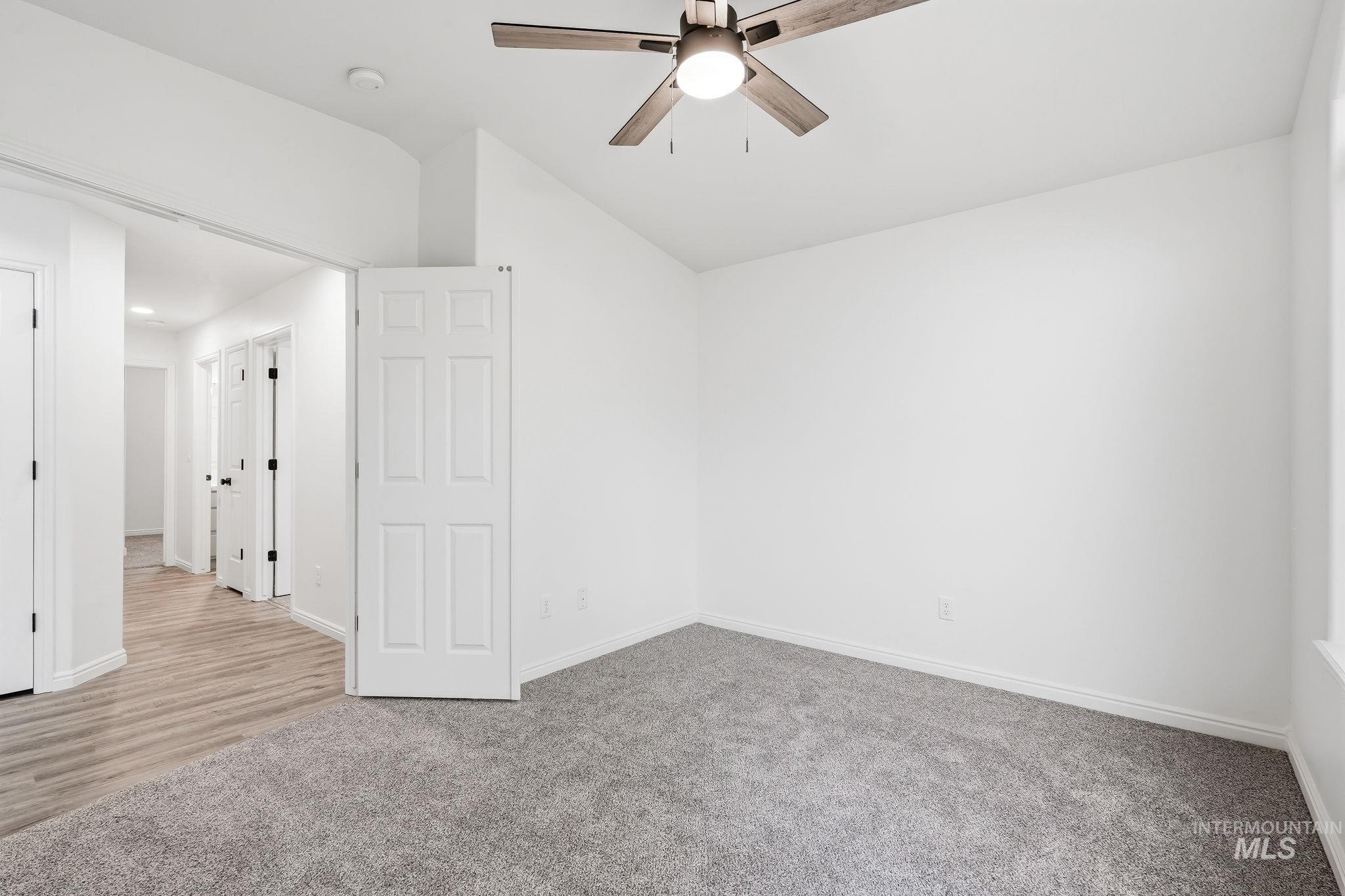 1620 E. Summerheights Dr. Property Photo 28