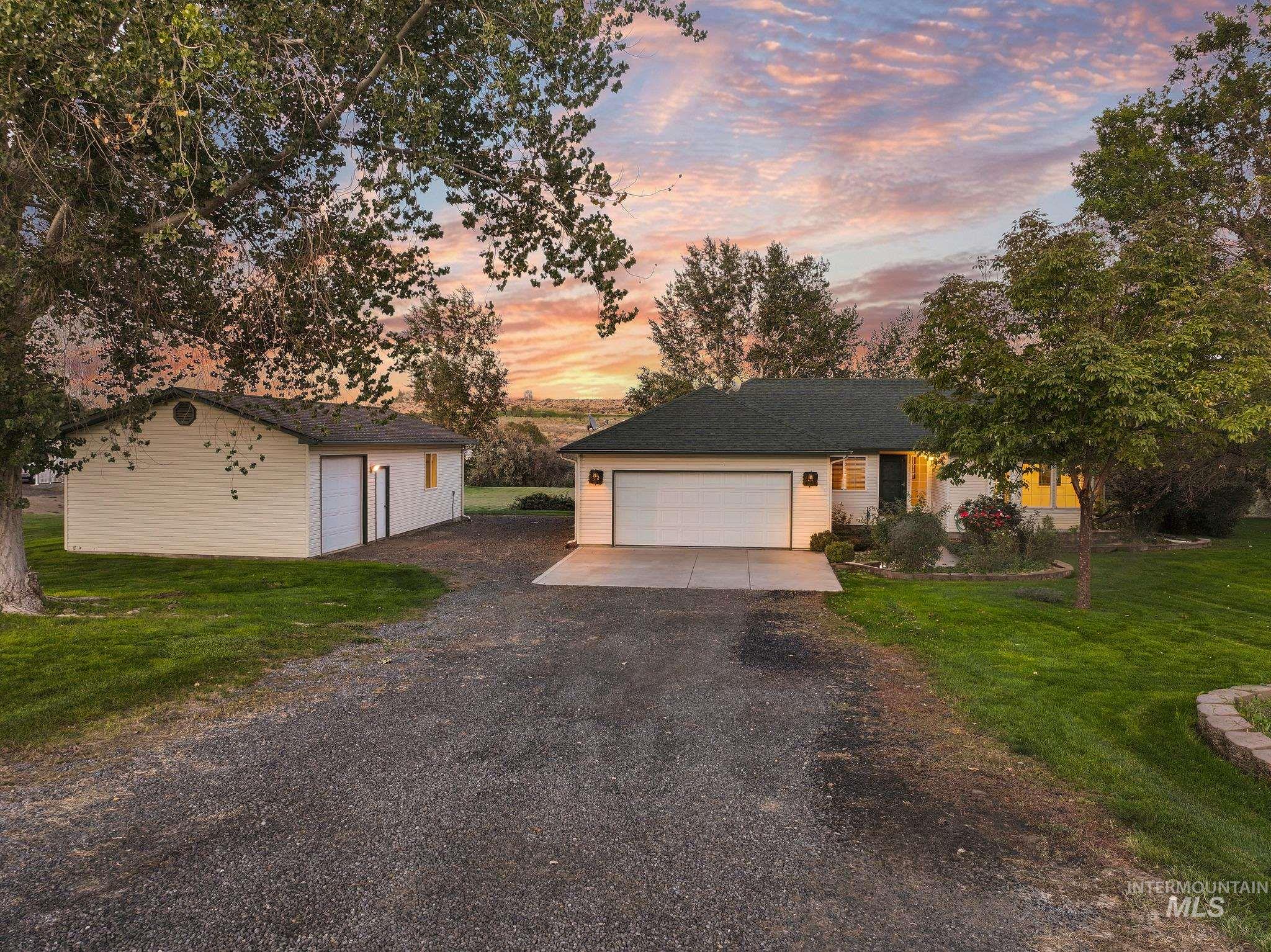 19010 Hwy 30 Property Photo 45