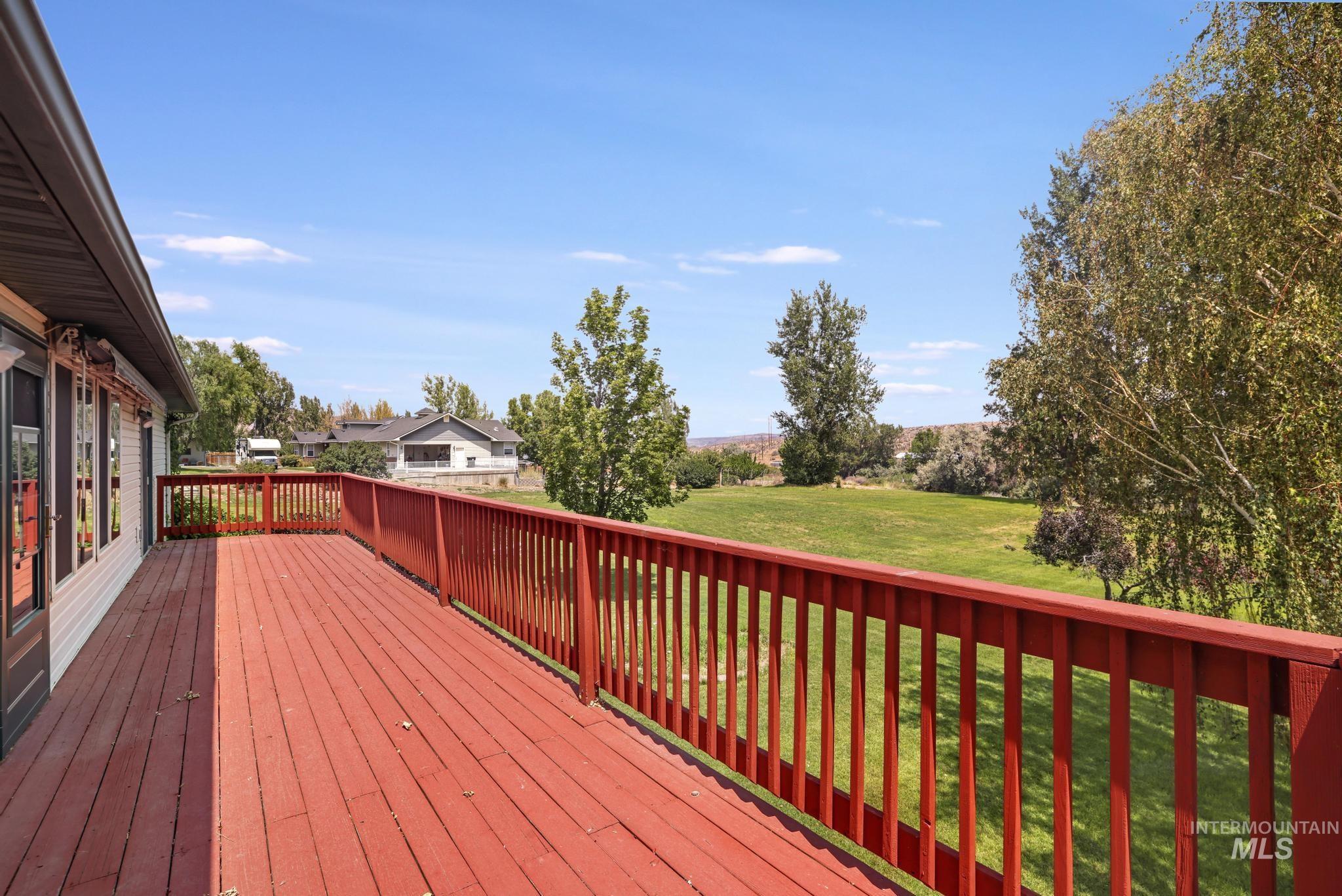 19010 Hwy 30 Property Photo 46
