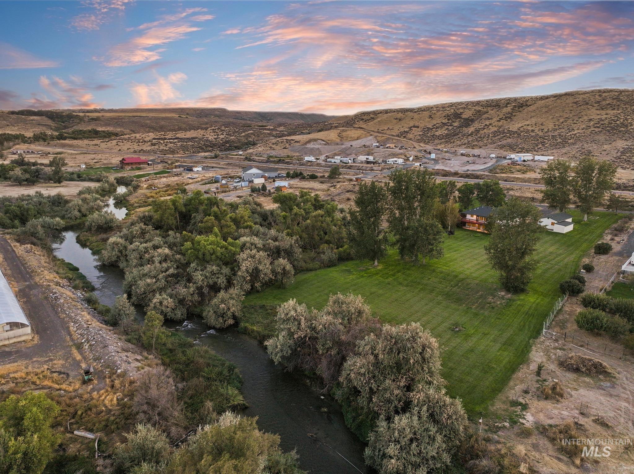 19010 Hwy 30 Property Photo 49