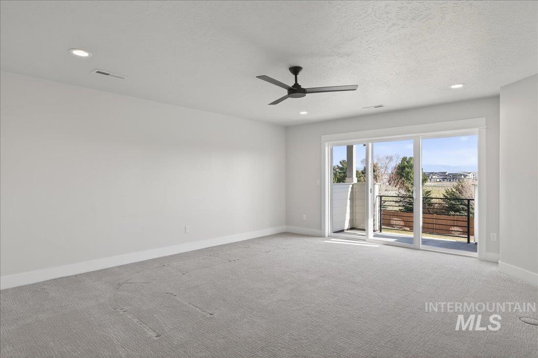 604 S Rivermist Ave Property Photo 22